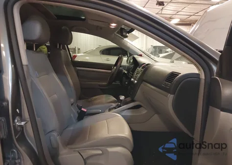 2007 Volkswagen Jetta Wolfsburg Edition z USA, uszkodzony, nr VIN 3VWEF71K37M162741